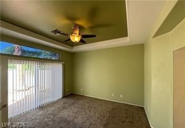 9225 Pitching Wedge Drive, Las Vegas, NV 89134