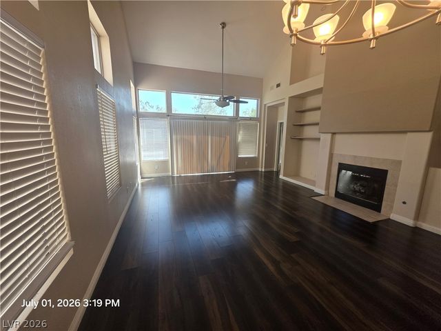 9225 Pitching Wedge Drive, Las Vegas, NV 89134