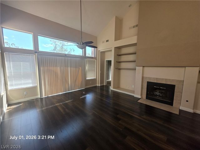 9225 Pitching Wedge Drive, Las Vegas, NV 89134