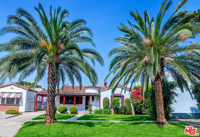 613 N Detroit Street, Los Angeles, CA 90036