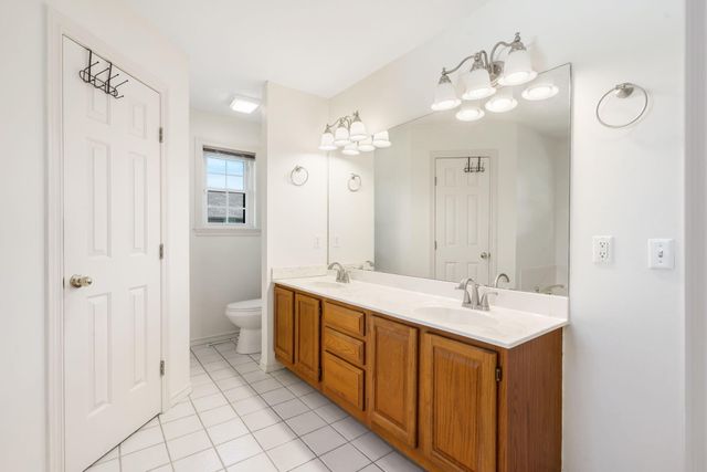 307 S 38th Street, Nixa, MO 65714