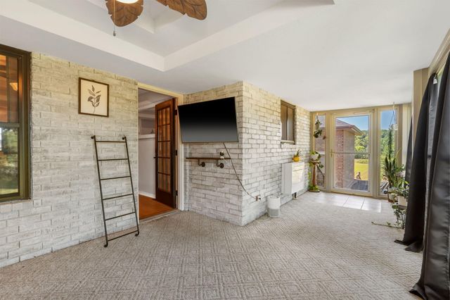 307 S 38th Street, Nixa, MO 65714