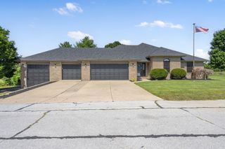 307 S 38th Street, Nixa, MO 65714