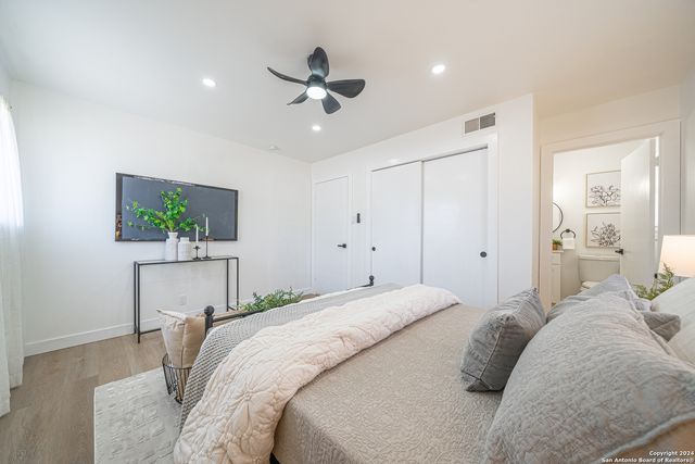 4339 WAIKIKI DR, San Antonio, TX 78218