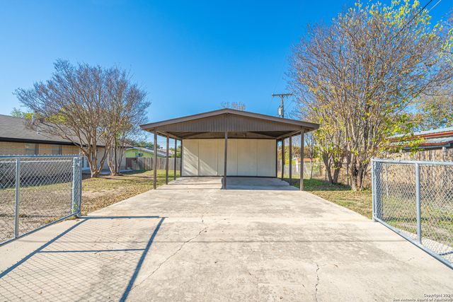 4339 WAIKIKI DR, San Antonio, TX 78218