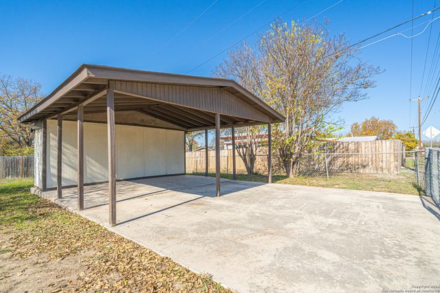 4339 WAIKIKI DR, San Antonio, TX 78218
