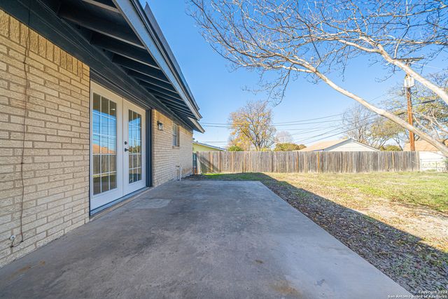 4339 WAIKIKI DR, San Antonio, TX 78218