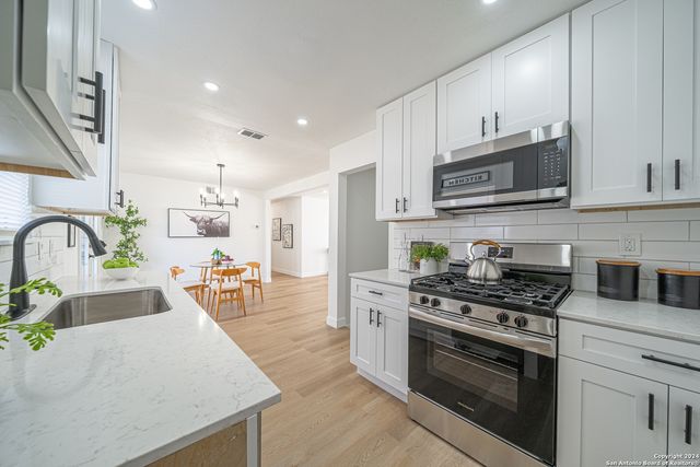 4339 WAIKIKI DR, San Antonio, TX 78218