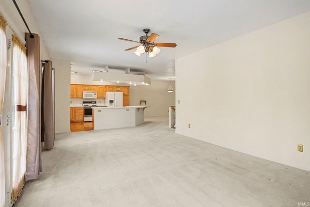 1132 Diamond Drive, Mishawaka, IN 46544