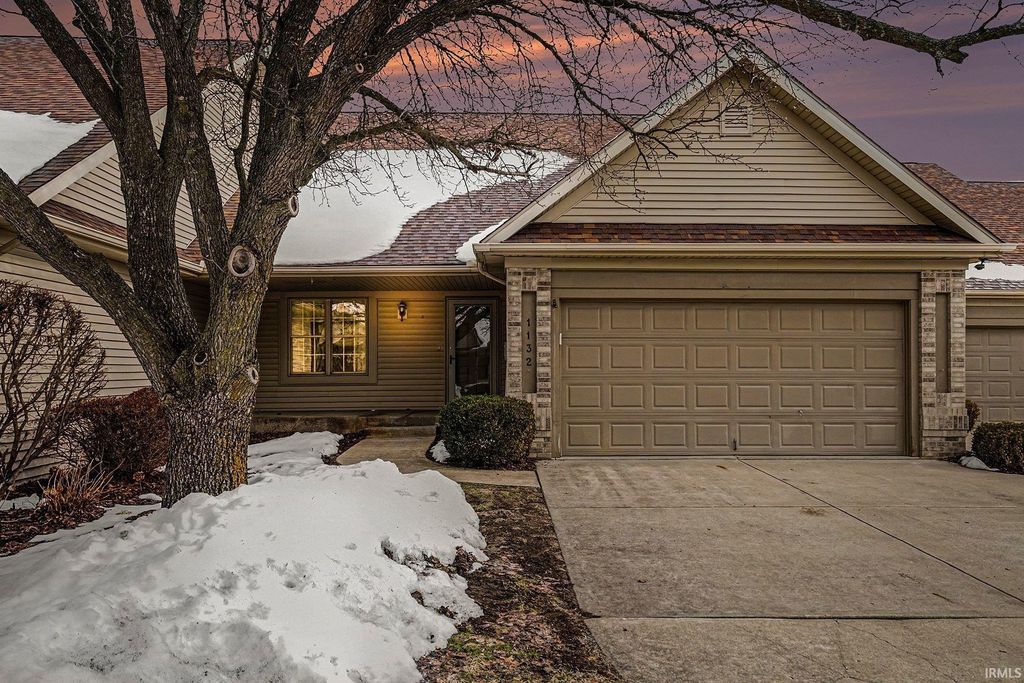 1132 Diamond Drive, Mishawaka, IN 46544