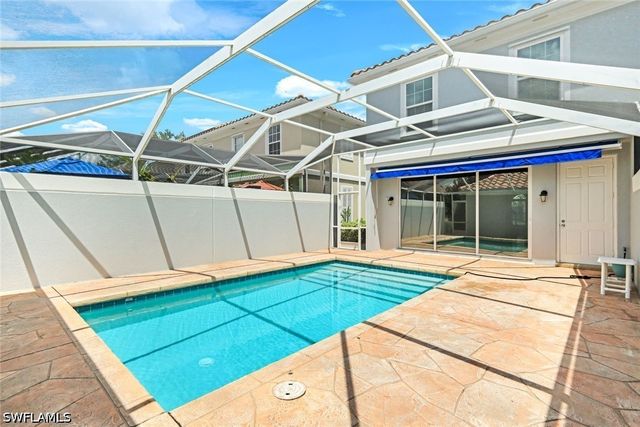 6124 Towncenter CIR, Naples, FL 34119