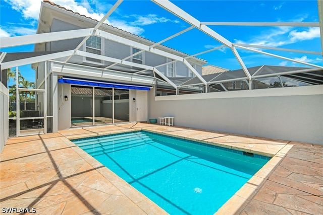 6124 Towncenter CIR, Naples, FL 34119