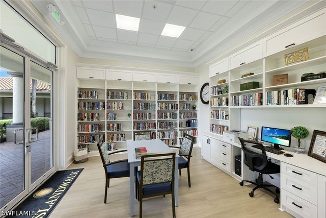 6124 Towncenter CIR, Naples, FL 34119