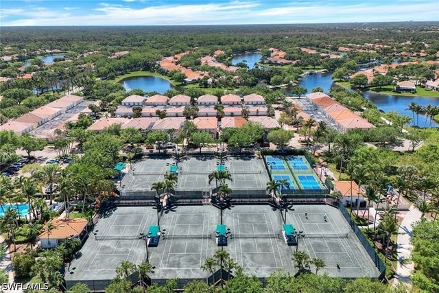 6124 Towncenter CIR, Naples, FL 34119