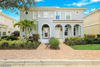 6124 Towncenter CIR, Naples, FL 34119