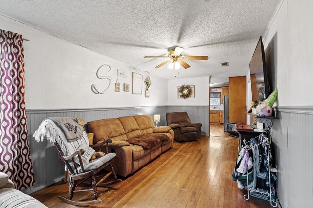 405 Caney Street, Dodd City, TX 75438