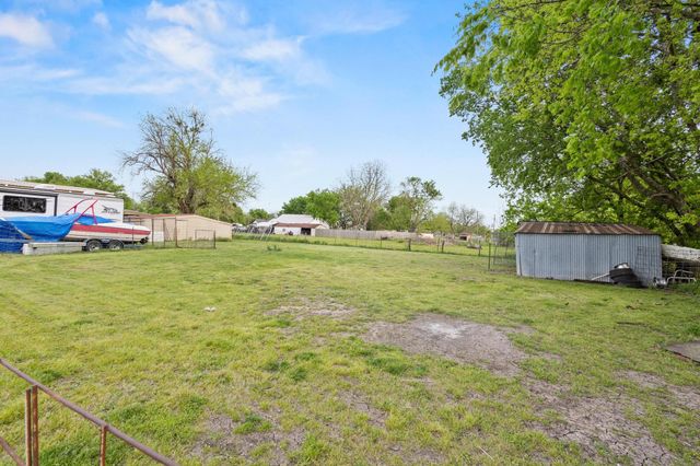 405 Caney Street, Dodd City, TX 75438