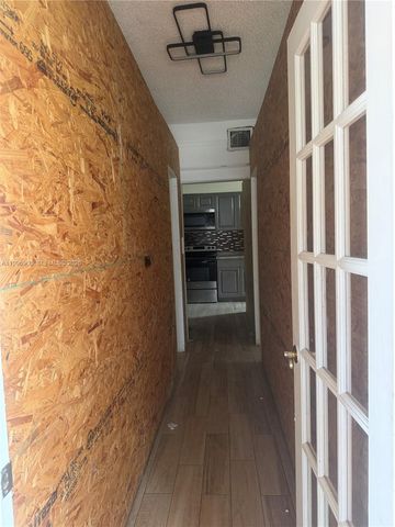 634 SW 10th Ave, Miami, FL 33130