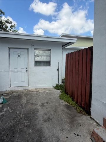634 SW 10th Ave, Miami, FL 33130