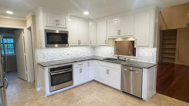 6606 Cliffwood Court, Arlington, TX 76016