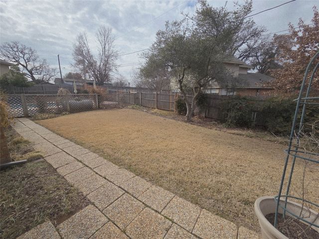 6606 Cliffwood Court, Arlington, TX 76016
