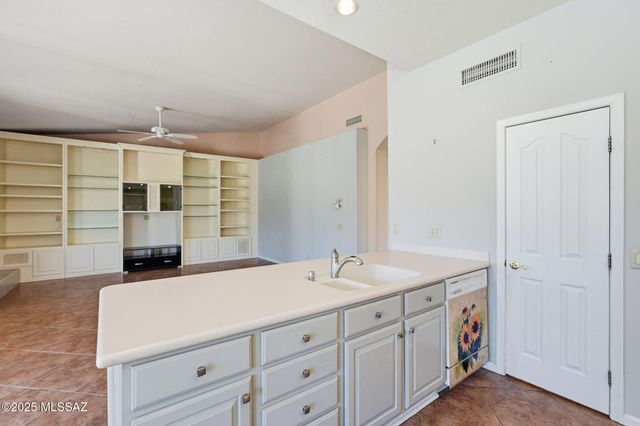 65159 E Diamond Ridge Court, Tucson, AZ 85739