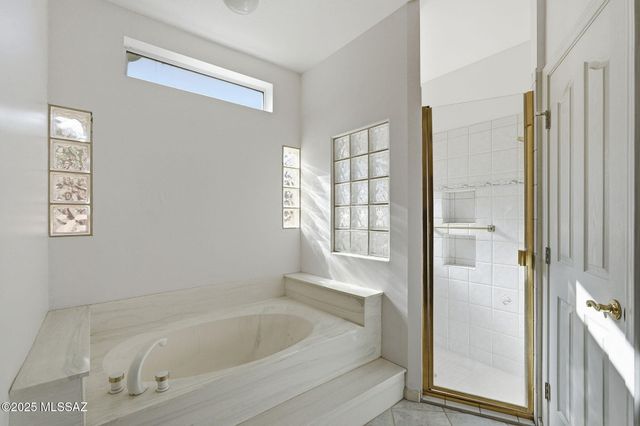 65159 E Diamond Ridge Court, Tucson, AZ 85739