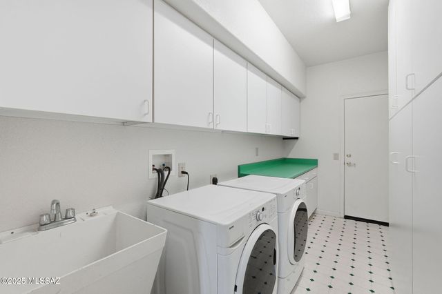 65159 E Diamond Ridge Court, Tucson, AZ 85739