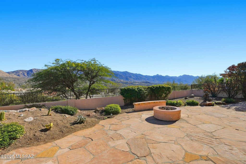 65159 E Diamond Ridge Court, Tucson, AZ 85739