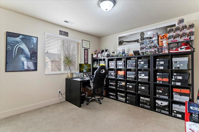 911 CALLIE CT, North Salt Lake, UT 84054