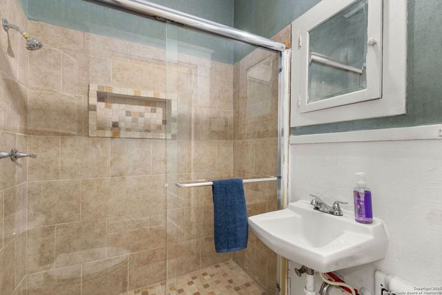 333 Florida, San Antonio, TX 78210