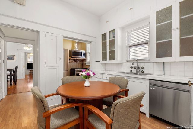 333 Florida, San Antonio, TX 78210