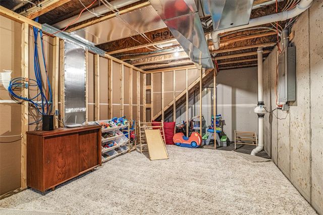 1725 Timber Trail, Chippewa Falls, WI 54729