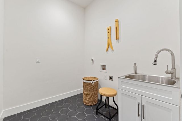 1327 Pine Avenue, San Jose, CA 95125