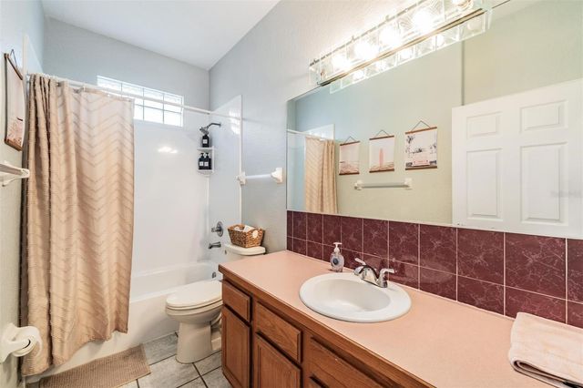 821 GREENVIEW DR, Apollo Beach, FL 33572