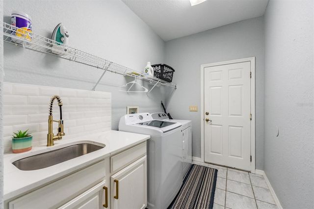 821 GREENVIEW DR, Apollo Beach, FL 33572