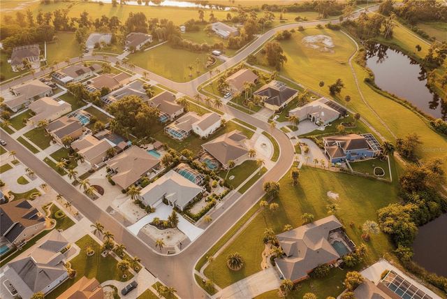 821 GREENVIEW DR, Apollo Beach, FL 33572