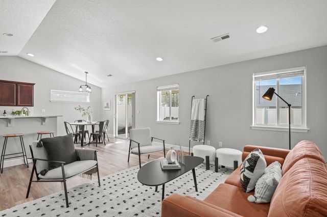 7118 S Parkridge Blvd, Spokane, WA 99224