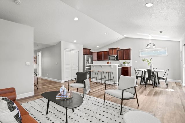 7118 S Parkridge Blvd, Spokane, WA 99224