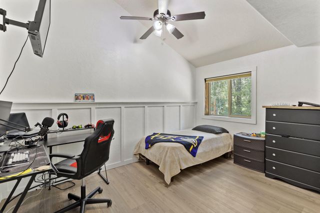 512 Bonnie Lane, Grants Pass, OR 97527