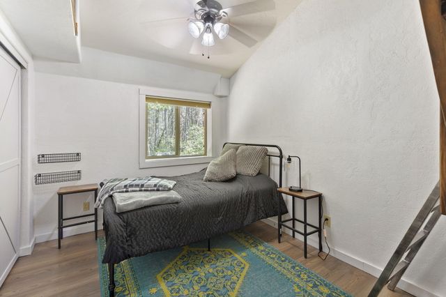 512 Bonnie Lane, Grants Pass, OR 97527