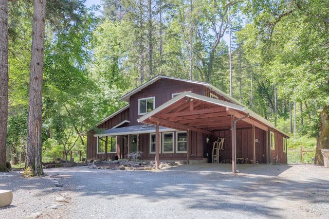 512 Bonnie Lane, Grants Pass, OR 97527