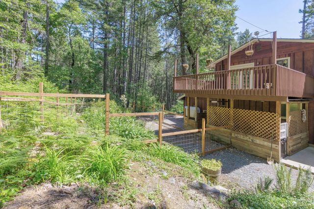 512 Bonnie Lane, Grants Pass, OR 97527