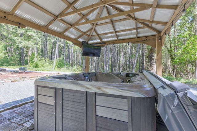 512 Bonnie Lane, Grants Pass, OR 97527