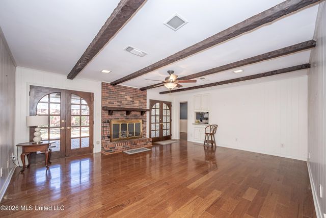 424 Alicia Drive, Biloxi, MS 39531