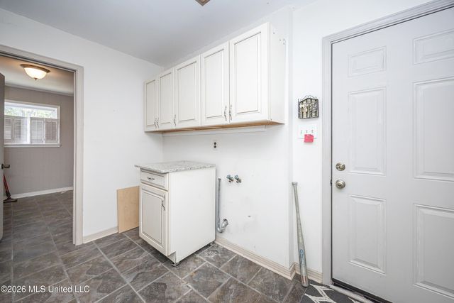 424 Alicia Drive, Biloxi, MS 39531