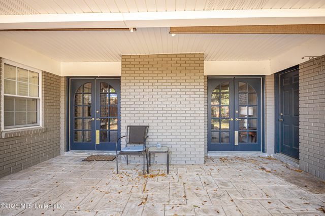 424 Alicia Drive, Biloxi, MS 39531
