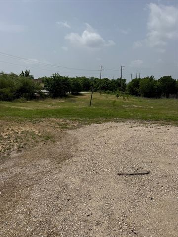 430 N Dallas Street, Palmer, TX 75152
