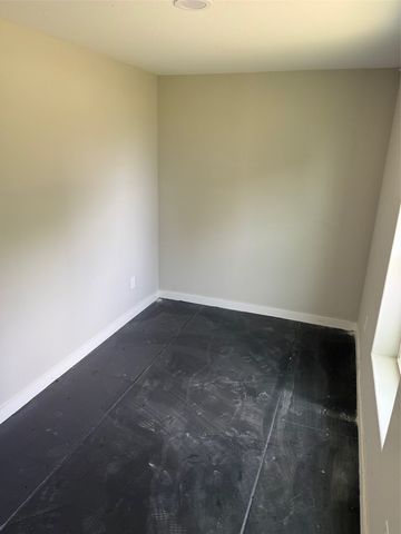 430 N Dallas Street, Palmer, TX 75152