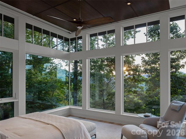 8 Deer Grass Court, Arden, NC 28704